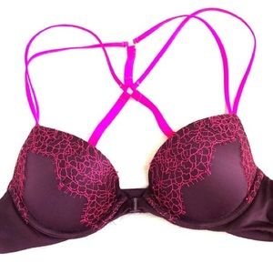 {SOLD} Victoria’s Secret Very Sexy Push up bra 32B